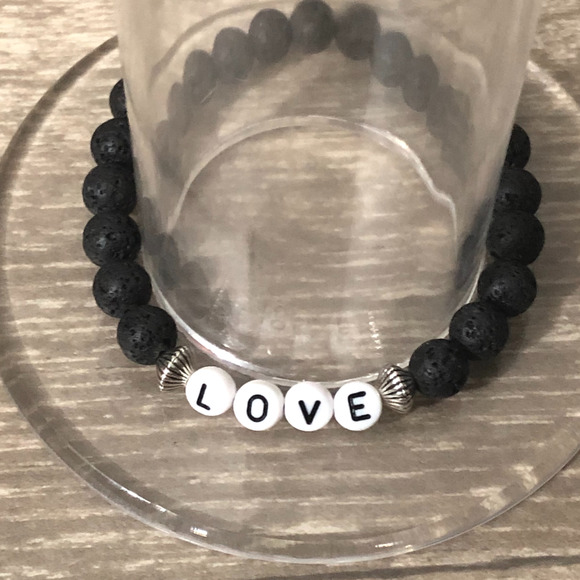 Love couple bracelet handmade with lava beads and elastic cord - Picture 3 of 7